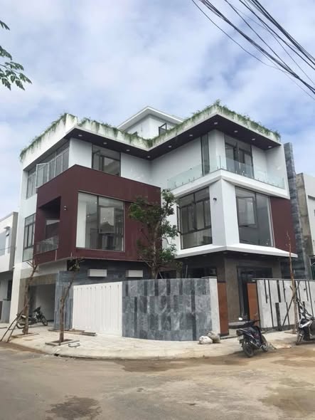 Biệt thự Hòa Xuân