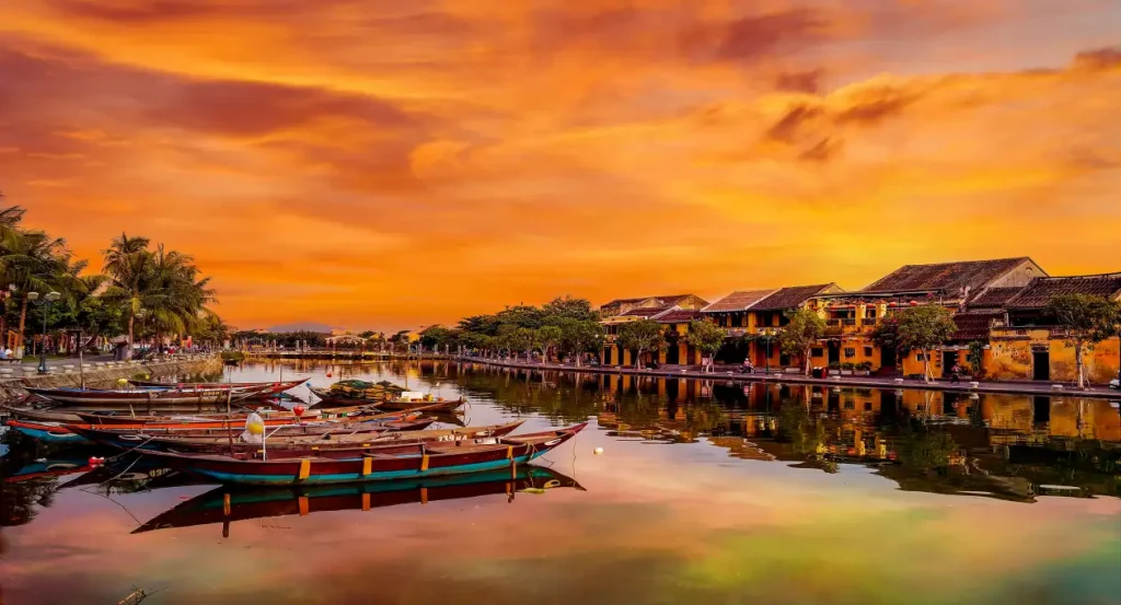 A Gentle Journey: Discover Vietnam One Moment at a Time